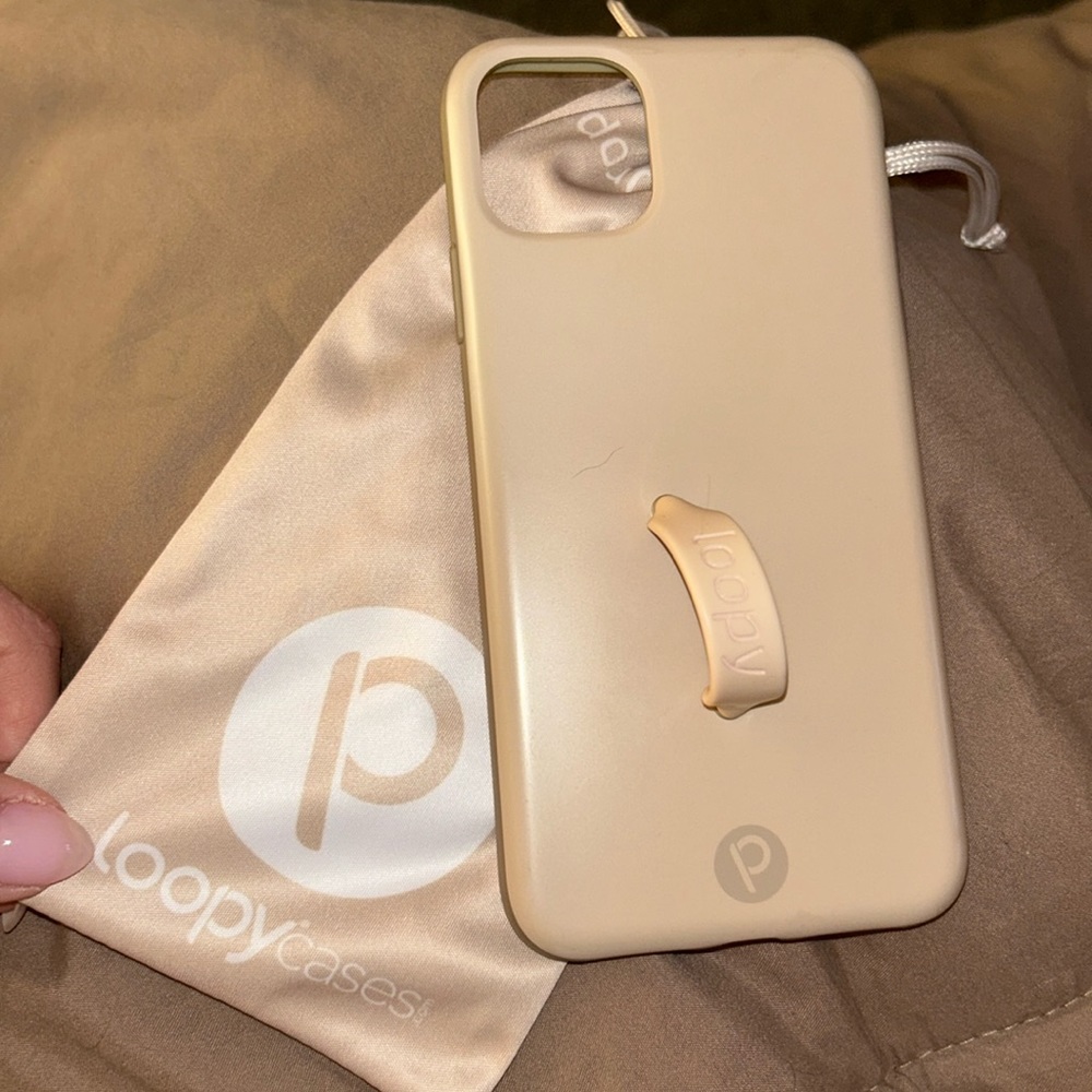 iPhone 11 Pro Max Loopy Case Beige Phone Case